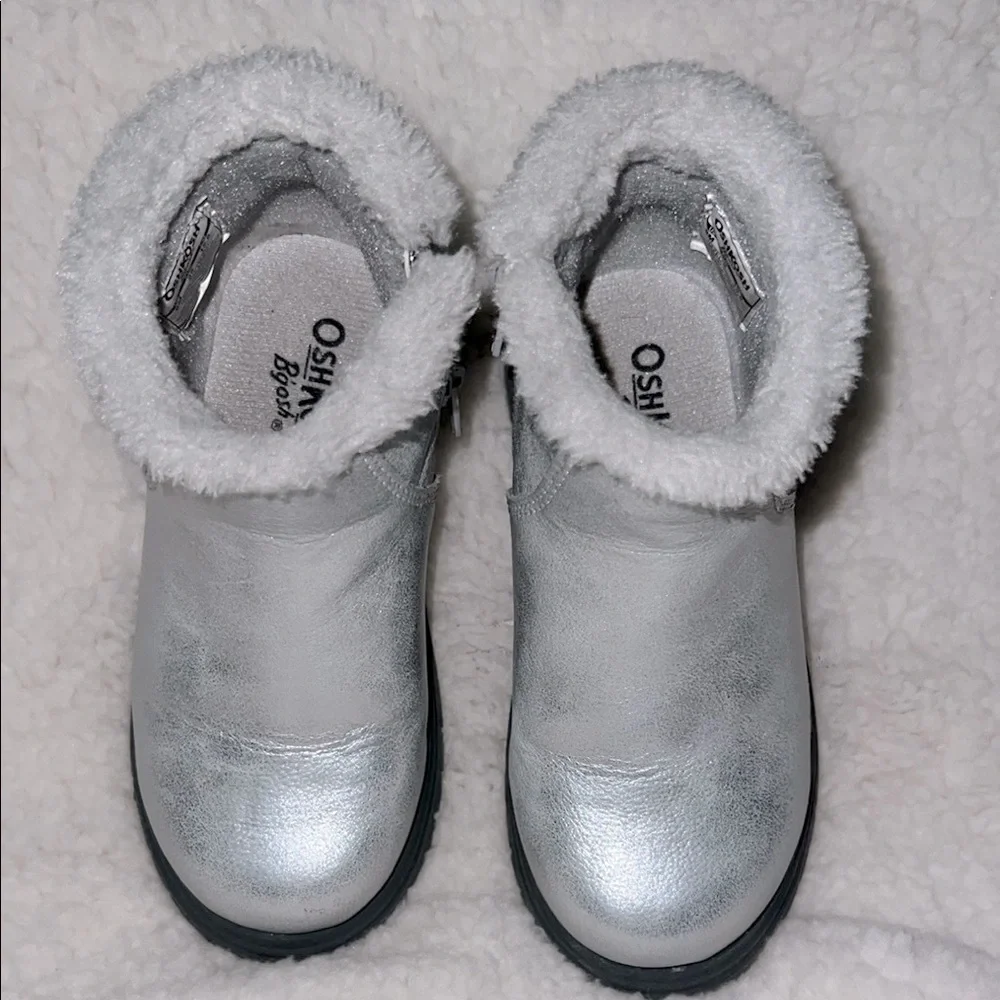 OshKosh B'gosh Silver Kids Boots‎
